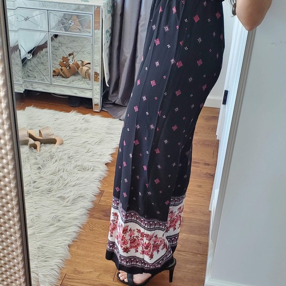 Cold shoulder floral jumpsuit - Picture 6 of 7